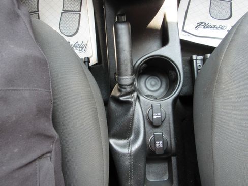 Used 2020 RAM ProMaster City Tradesman SLT FWD image 17
