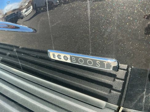 Used 2015 Lincoln Navigator 4WD image 17