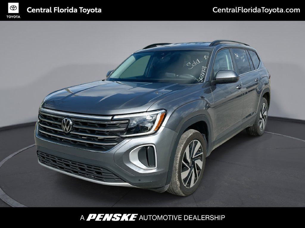 Used 2025 Volkswagen Atlas SE FWD image 1