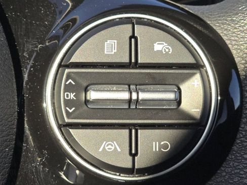 Used 2023 Kia Soul S image 30