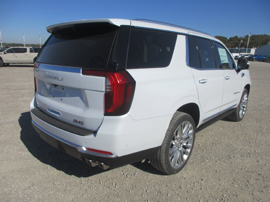 New 2027 GMC Yukon Denali w/ Sun & Power Step Package AWD/4WD image 4