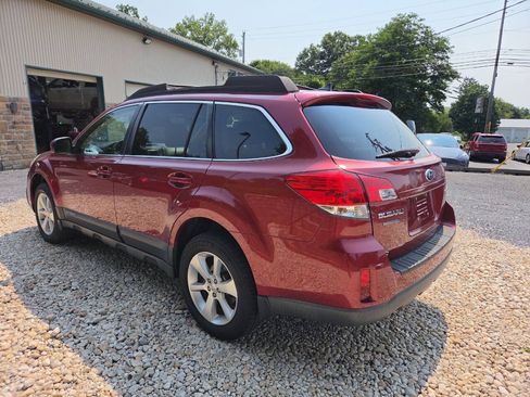 Used 2014 Subaru Outback 2.5i Limited w/ Moonroof Package AWD/4WD image 5