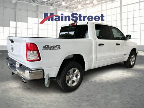 Used 2024 RAM 1500 Big Horn AWD/4WD image 5