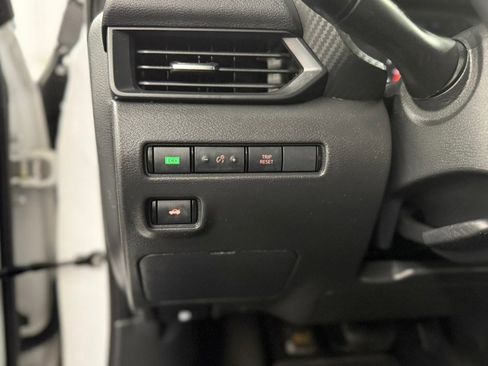 Used 2022 Nissan Sentra S image 25