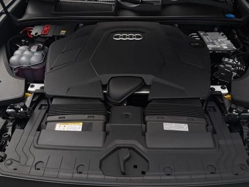 New 2026 Audi Q8 Premium image 12