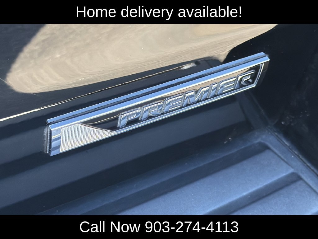 Used 2017 Chevrolet Suburban Premier RWD image 25