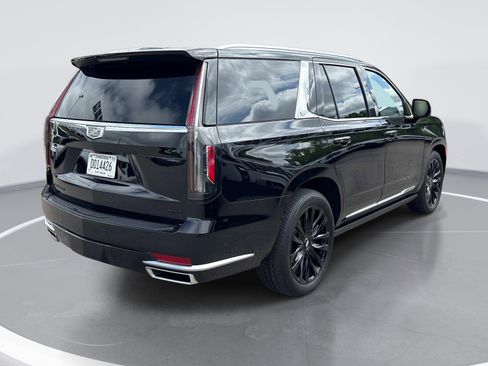 Used 2024 Cadillac Escalade Premium Luxury w/ Performance Package AWD/4WD image 8