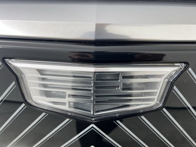 Used 2026 Cadillac Lyriq Luxury AWD/4WD image 31