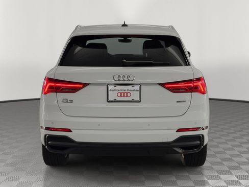 Used 2023 Audi Q3 2.0T Premium Plus w/ Premium Plus Package AWD/4WD image 10