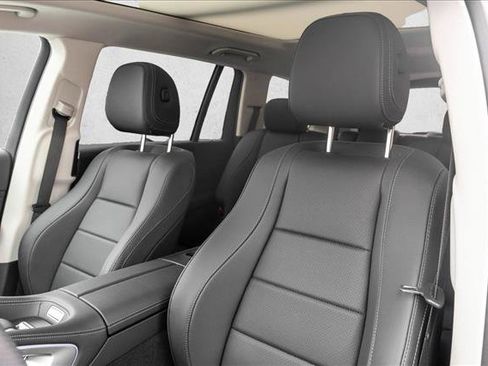 New 2026 Mercedes-Benz GLS 450 4MATIC image 12