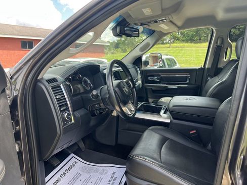 Used 2015 RAM 1500 Laramie AWD/4WD image 6