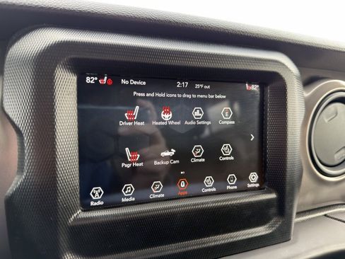 Used 2021 Jeep Gladiator Willys image 42