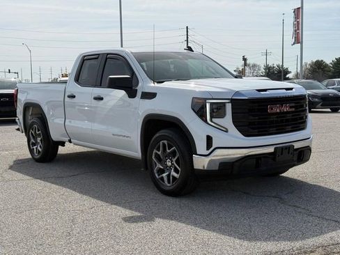 Used 2025 GMC Sierra 1500 Pro w/ Pro Value Package image 8