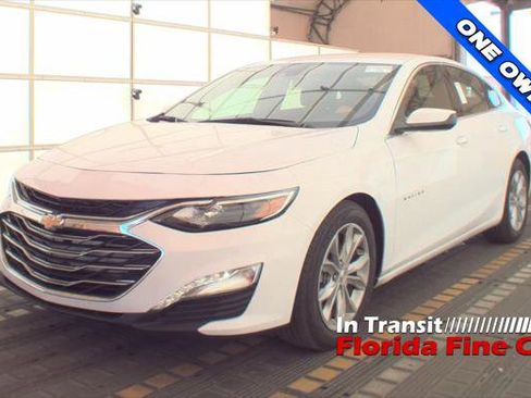 Used 2023 Chevrolet Malibu LT image 1