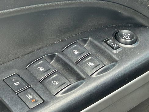 Used 2017 Chevrolet Colorado LT w/ LT Convenience Package AWD/4WD image 25
