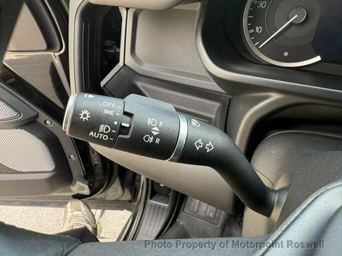 Used 2023 Land Rover Defender 130 X AWD/4WD image 18