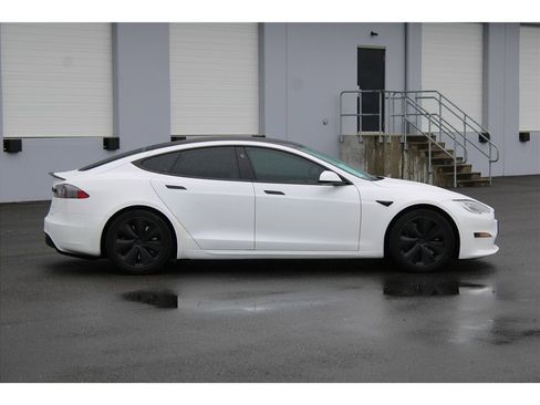 Used 2022 Tesla Model S Plaid AWD/4WD image 4