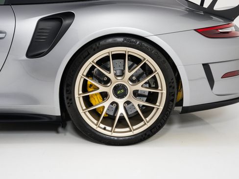 Used 2019 Porsche 911 GT3 RS RWD image 11