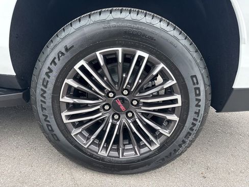 New 2026 GMC Yukon XL Elevation w/ Elevation Premium Package AWD/4WD image 37