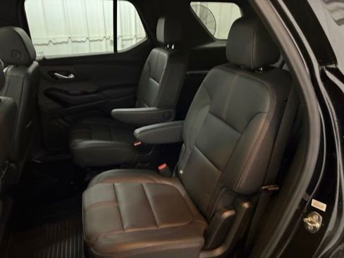 Used 2022 Chevrolet Traverse RS AWD/4WD image 20