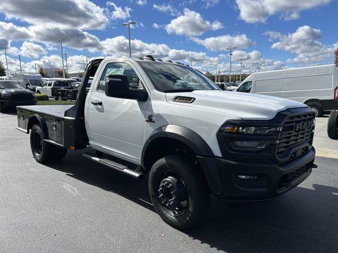 New 2026 RAM 5500 Tradesman image 2