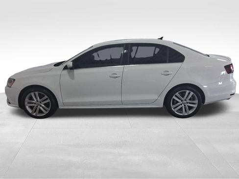 Used 2018 Volkswagen Jetta SEL FWD image 8