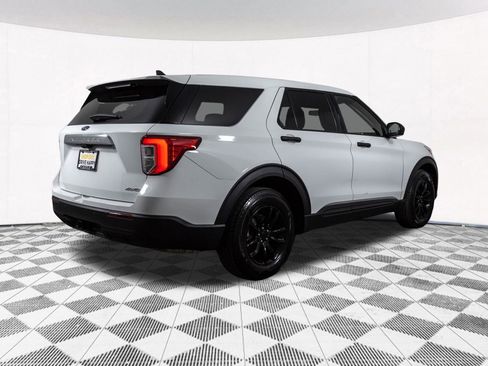 Used 2021 Ford Explorer 4WD w/ Class III Trailer Tow Package image 19