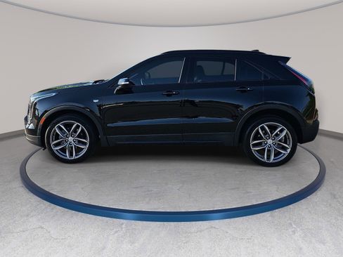 Used 2022 Cadillac XT4 Sport w/ Enhanced Visibility Package FWD image 8