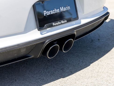 Used 2018 Porsche 911 GT3 RWD image 26