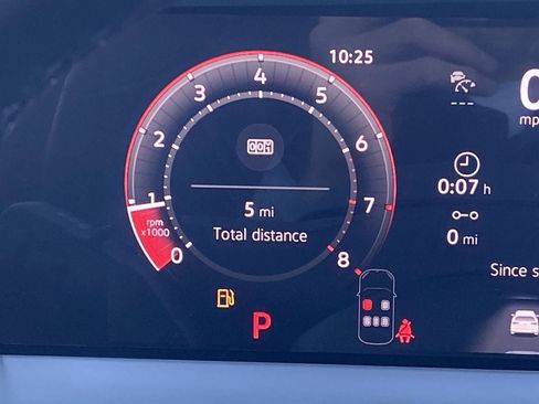 New 2026 Volkswagen Tiguan SE R-Line image 27