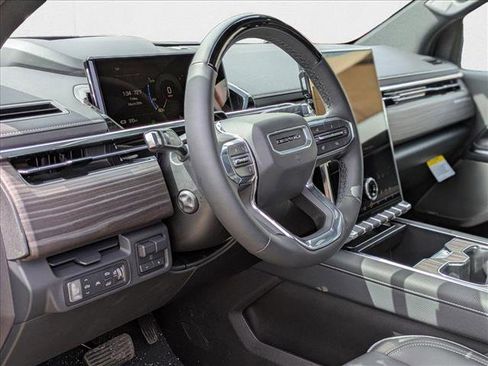 New 2025 GMC Sierra EV Denali image 3