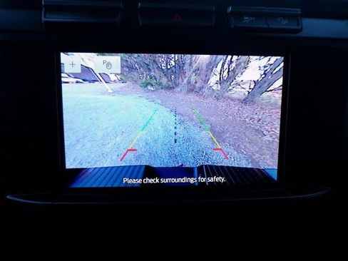 Used 2024 Ford F250 XLT w/ FX4 Off-Road Package image 25