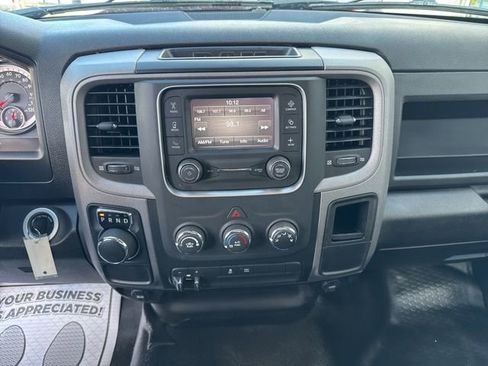 Used 2022 RAM 1500 Tradesman w/ Chrome Appearance Group RWD image 11