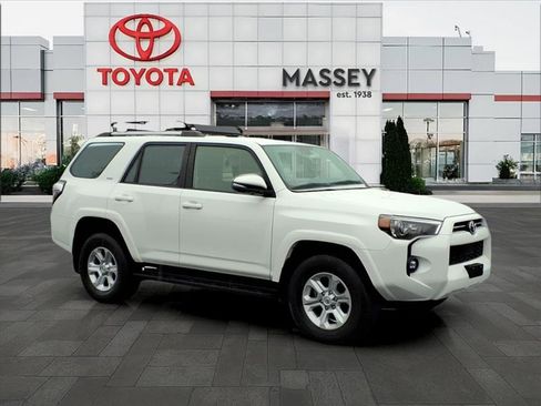 Used 2023 Toyota 4Runner SR5 Premium image 1