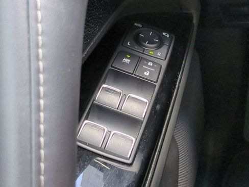 Used 2022 Lexus LX 600 4WD w/ Appearance Package image 23