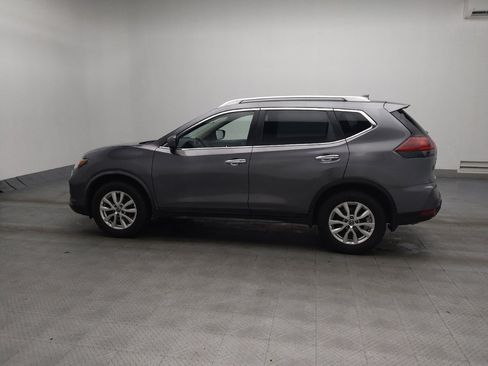 Used 2020 Nissan Rogue SV FWD image 3