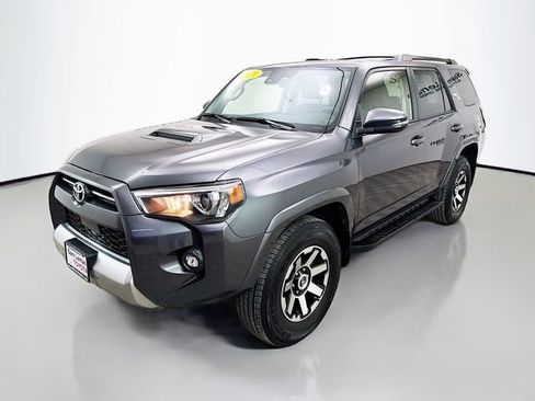 Used 2021 Toyota 4Runner TRD Off-Road Premium image 3