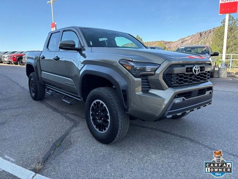 Used 2025 Toyota Tacoma TRD Off-Road w/ TRD Off Road Upgrade Package AWD/4WD image 11