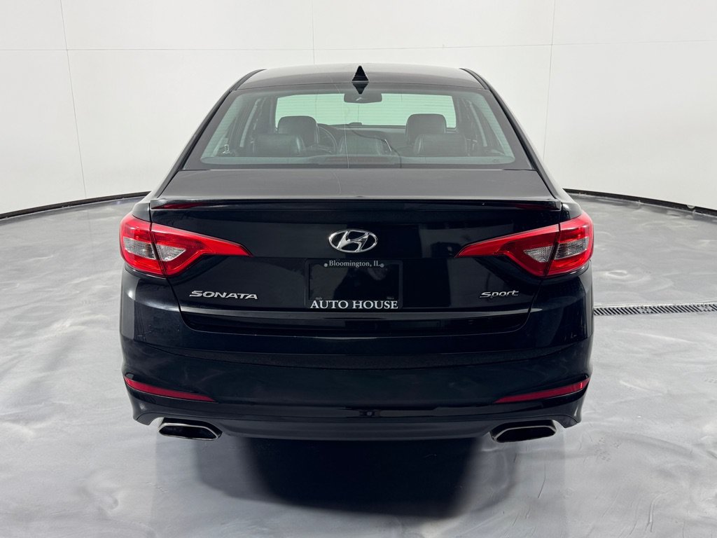Used 2015 Hyundai Sonata Sport w/ Option Group 03 FWD image 6