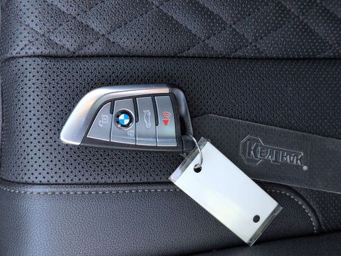 Certified 2023 BMW 540i w/ M Sport Package image 33