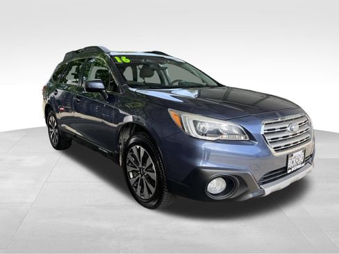Used 2016 Subaru Outback 3.6R Limited AWD/4WD image 3