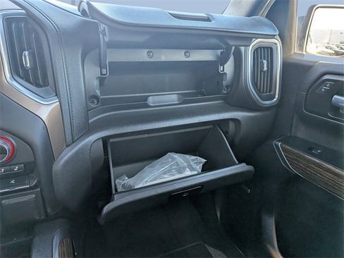 Used 2021 Chevrolet Silverado 1500 High Country w/ Technology Package image 22