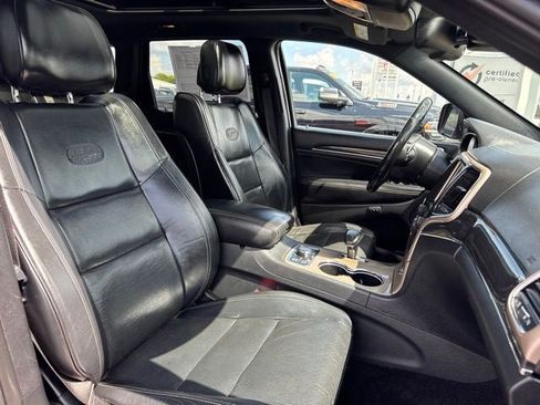 Used 2015 Jeep Grand Cherokee Overland w/ Advanced Technology Group AWD/4WD image 30
