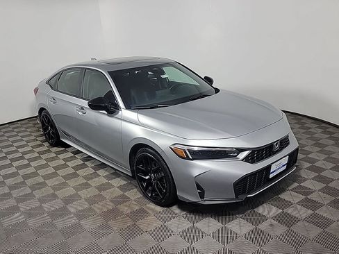 Certified 2025 Honda Civic Sport image 2