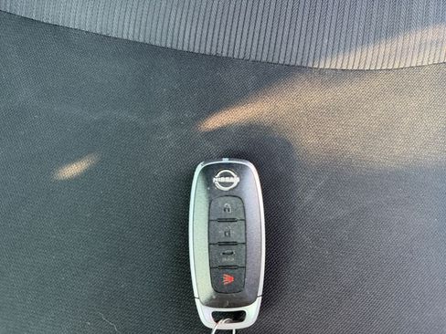 Used 2024 Nissan Sentra SV FWD image 31