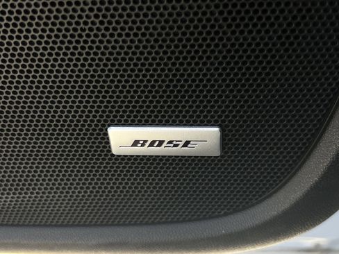 Used 2024 GMC Terrain Denali w/ Denali Premium Package image 13