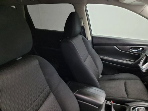 Used 2019 Nissan Rogue SV FWD image 21