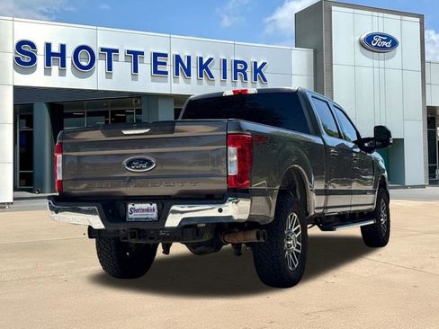 Used 2019 Ford F250 Lariat w/ Lariat Value Package AWD/4WD image 8