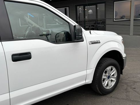 Used 2019 Ford F150 XLT image 4
