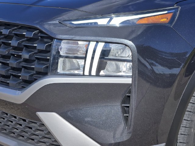 Certified 2023 Hyundai Santa Fe SEL FWD image 5